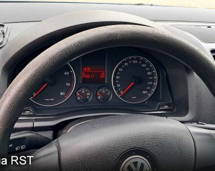 Синій Фольксваген Гольф, об'ємом двигуна 1.6 л та пробігом 243 тис. км за 6300 $, фото 5 на Automoto.ua