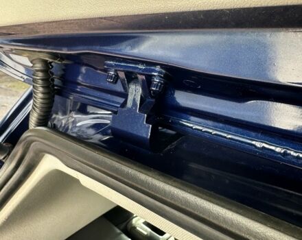 Синий Фольксваген Гольф, объемом двигателя 1.6 л и пробегом 190 тыс. км за 5899 $, фото 7 на Automoto.ua