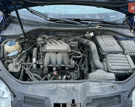 Фольксваген Гольф 2006 в Полтаве на Automoto.ua Синий Фольксваген Гольф, объемом двигателя 1.6 л и пробегом 175 тыс. км за 6400 $, фото 18 на Automoto.ua