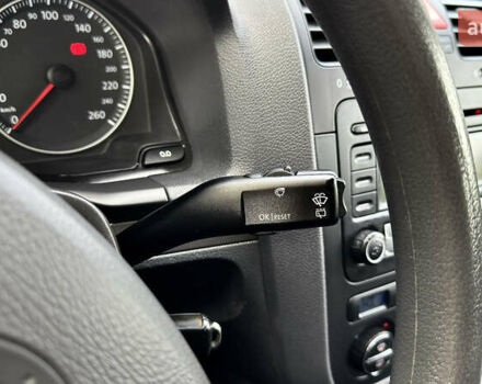 Синий Фольксваген Гольф, объемом двигателя 1.6 л и пробегом 154 тыс. км за 6346 $, фото 51 на Automoto.ua