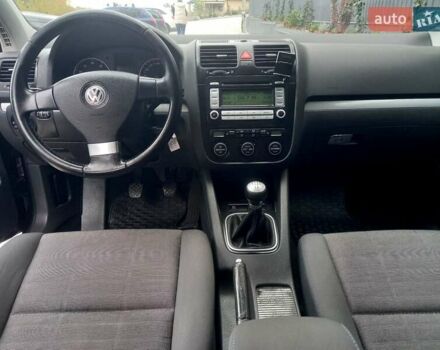 Синий Фольксваген Гольф, объемом двигателя 1.6 л и пробегом 206 тыс. км за 6300 $, фото 54 на Automoto.ua