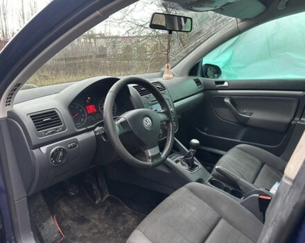 Синий Фольксваген Гольф, объемом двигателя 1.4 л и пробегом 150 тыс. км за 1799 $, фото 9 на Automoto.ua