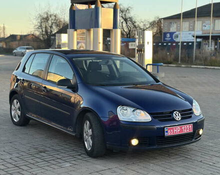 Синий Фольксваген Гольф, объемом двигателя 1.6 л и пробегом 206 тыс. км за 5950 $, фото 6 на Automoto.ua
