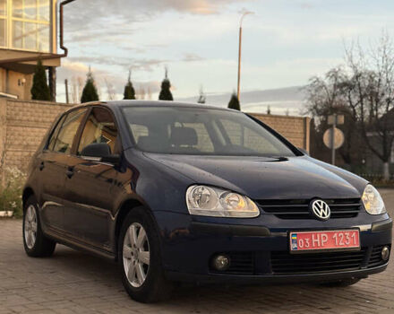 Синий Фольксваген Гольф, объемом двигателя 1.6 л и пробегом 206 тыс. км за 5950 $, фото 105 на Automoto.ua