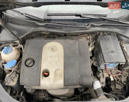 Синий Фольксваген Гольф, объемом двигателя 1.6 л и пробегом 237 тыс. км за 5500 $, фото 6 на Automoto.ua