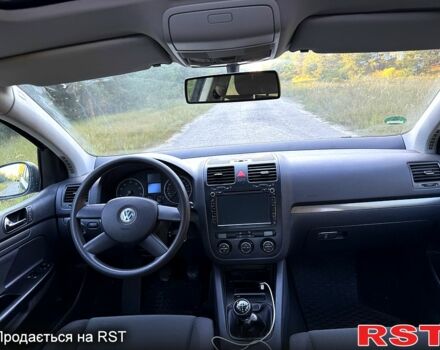 Синій Фольксваген Гольф, об'ємом двигуна 1.6 л та пробігом 196 тис. км за 4950 $, фото 5 на Automoto.ua