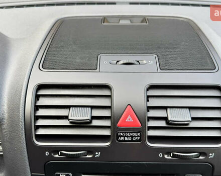 Синий Фольксваген Гольф, объемом двигателя 1.6 л и пробегом 154 тыс. км за 6346 $, фото 58 на Automoto.ua