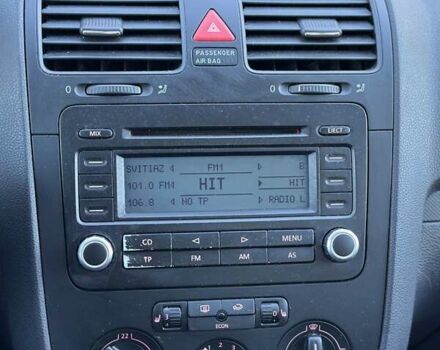 Синий Фольксваген Гольф, объемом двигателя 1.6 л и пробегом 206 тыс. км за 6200 $, фото 23 на Automoto.ua