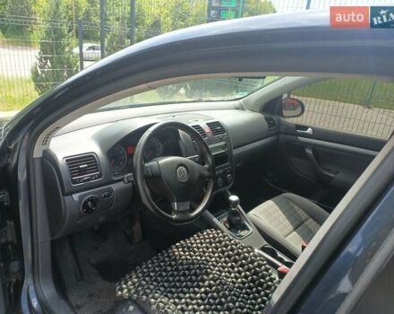 Синій Фольксваген Гольф, об'ємом двигуна 1.6 л та пробігом 215 тис. км за 6050 $, фото 6 на Automoto.ua