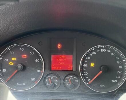 Синий Фольксваген Гольф, объемом двигателя 1.6 л и пробегом 237 тыс. км за 5500 $, фото 4 на Automoto.ua