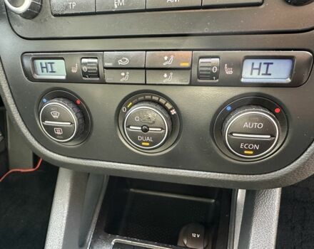 Синий Фольксваген Гольф, объемом двигателя 1.6 л и пробегом 190 тыс. км за 5899 $, фото 15 на Automoto.ua