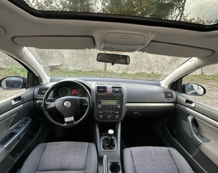 Синий Фольксваген Гольф, объемом двигателя 1.6 л и пробегом 190 тыс. км за 5899 $, фото 18 на Automoto.ua