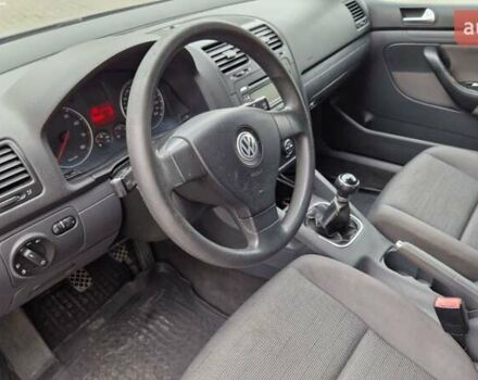 Синий Фольксваген Гольф, объемом двигателя 1.6 л и пробегом 275 тыс. км за 4000 $, фото 9 на Automoto.ua