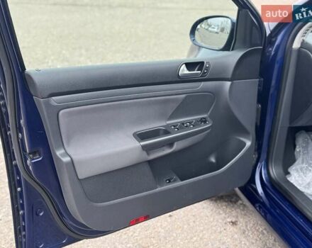 Синий Фольксваген Гольф, объемом двигателя 1.6 л и пробегом 183 тыс. км за 6500 $, фото 7 на Automoto.ua