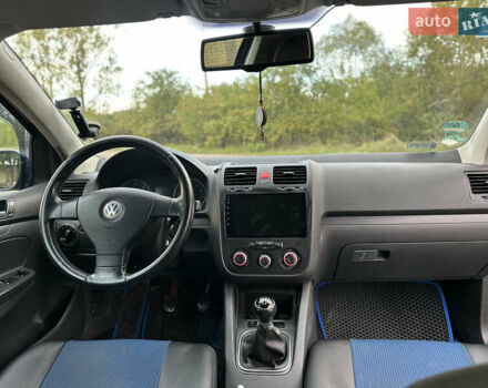 Синій Фольксваген Гольф, об'ємом двигуна 1.97 л та пробігом 360 тис. км за 3750 $, фото 10 на Automoto.ua