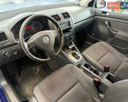 Синій Фольксваген Гольф, об'ємом двигуна 1.6 л та пробігом 331 тис. км за 5990 $, фото 20 на Automoto.ua