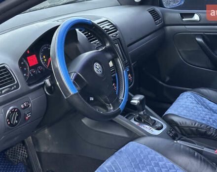 Фольксваген Гольф 2006 в Полтаве на Automoto.ua Синий Фольксваген Гольф, объемом двигателя 1.6 л и пробегом 175 тыс. км за 6400 $, фото 7 на Automoto.ua