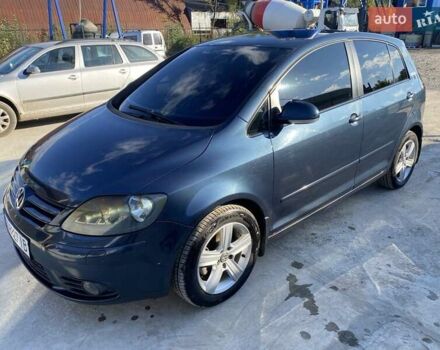Фольксваген Гольф 2006 в Сваляве на Automoto.ua Синий Фольксваген Гольф, объемом двигателя 1.97 л и пробегом 272 тыс. км за 6500 $, фото 6 на Automoto.ua