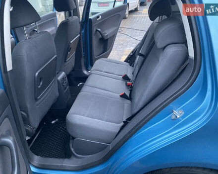 Синий Фольксваген Гольф, объемом двигателя 1.6 л и пробегом 235 тыс. км за 5000 $, фото 20 на Automoto.ua