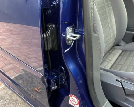 Синий Фольксваген Гольф, объемом двигателя 1.6 л и пробегом 190 тыс. км за 5899 $, фото 16 на Automoto.ua