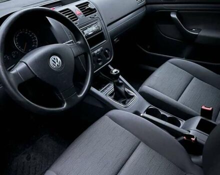 Синій Фольксваген Гольф, об'ємом двигуна 1.6 л та пробігом 176 тис. км за 5800 $, фото 16 на Automoto.ua