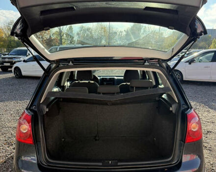 Синий Фольксваген Гольф, объемом двигателя 1.6 л и пробегом 233 тыс. км за 4900 $, фото 12 на Automoto.ua