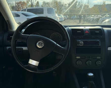 Синий Фольксваген Гольф, объемом двигателя 1.6 л и пробегом 233 тыс. км за 4900 $, фото 8 на Automoto.ua