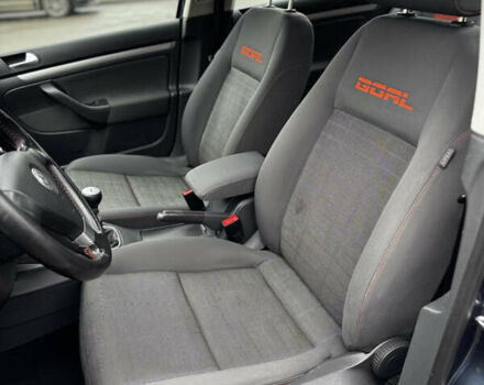 Синий Фольксваген Гольф, объемом двигателя 1.4 л и пробегом 252 тыс. км за 6500 $, фото 20 на Automoto.ua