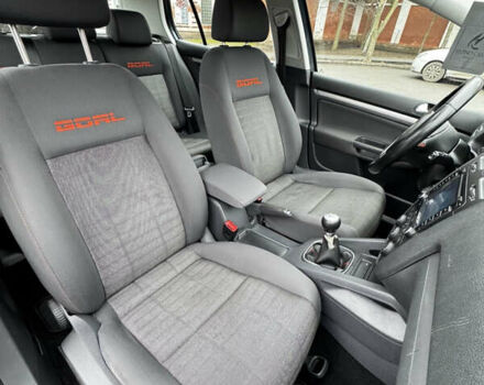 Синий Фольксваген Гольф, объемом двигателя 1.4 л и пробегом 252 тыс. км за 6500 $, фото 28 на Automoto.ua