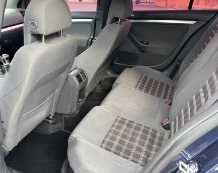 Синий Фольксваген Гольф, объемом двигателя 2 л и пробегом 317 тыс. км за 4800 $, фото 6 на Automoto.ua