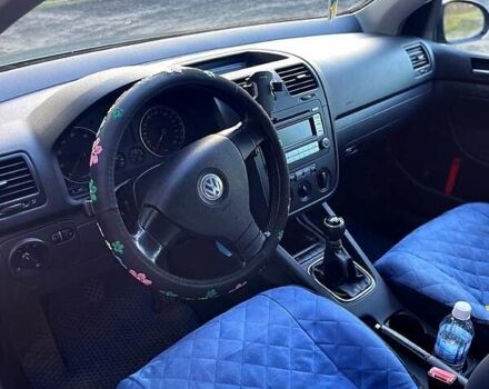 Синий Фольксваген Гольф, объемом двигателя 1.6 л и пробегом 230 тыс. км за 5600 $, фото 5 на Automoto.ua