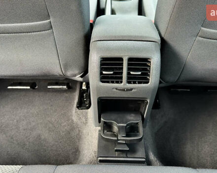 Синий Фольксваген Гольф, объемом двигателя 1.6 л и пробегом 154 тыс. км за 6346 $, фото 60 на Automoto.ua