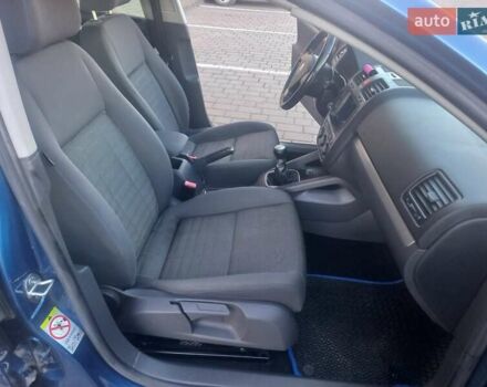 Синий Фольксваген Гольф, объемом двигателя 1.6 л и пробегом 250 тыс. км за 5700 $, фото 34 на Automoto.ua