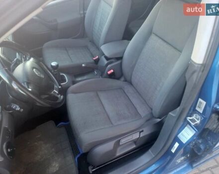 Синий Фольксваген Гольф, объемом двигателя 1.6 л и пробегом 250 тыс. км за 5700 $, фото 21 на Automoto.ua