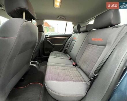 Синий Фольксваген Гольф, объемом двигателя 1.4 л и пробегом 250 тыс. км за 5999 $, фото 17 на Automoto.ua