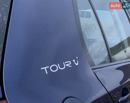 Синий Фольксваген Гольф, объемом двигателя 1.6 л и пробегом 218 тыс. км за 6500 $, фото 16 на Automoto.ua