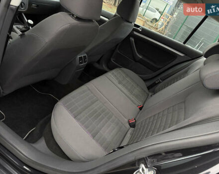 Синій Фольксваген Гольф, об'ємом двигуна 1.4 л та пробігом 216 тис. км за 6300 $, фото 84 на Automoto.ua