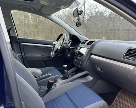 Синий Фольксваген Гольф, объемом двигателя 1.39 л и пробегом 176 тыс. км за 6500 $, фото 15 на Automoto.ua