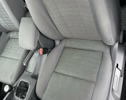 Синій Фольксваген Гольф, об'ємом двигуна 1.9 л та пробігом 348 тис. км за 5600 $, фото 7 на Automoto.ua