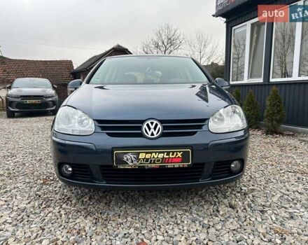 Синий Фольксваген Гольф, объемом двигателя 1.4 л и пробегом 250 тыс. км за 5999 $, фото 1 на Automoto.ua