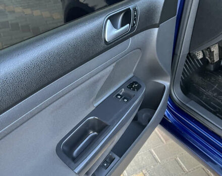 Фольксваген Гольф 2007 в Виннице на Automoto.ua Синий Фольксваген Гольф, объемом двигателя 1.6 л и пробегом 197 тыс. км за 6500 $, фото 9 на Automoto.ua