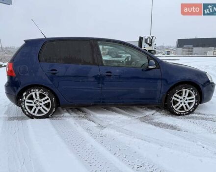 Синий Фольксваген Гольф, объемом двигателя 1.9 л и пробегом 280 тыс. км за 6500 $, фото 3 на Automoto.ua