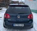 Синий Фольксваген Гольф, объемом двигателя 1.6 л и пробегом 272 тыс. км за 5400 $, фото 4 на Automoto.ua