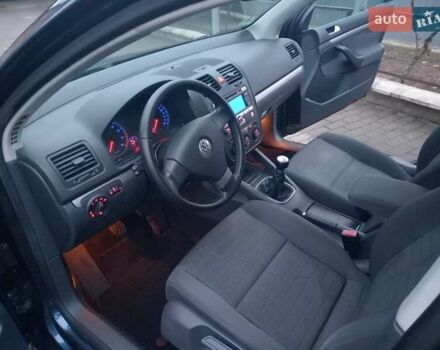 Синий Фольксваген Гольф, объемом двигателя 1.4 л и пробегом 200 тыс. км за 5850 $, фото 14 на Automoto.ua