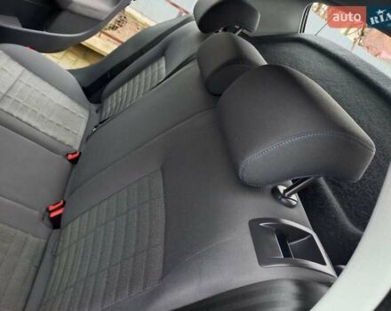 Синий Фольксваген Гольф, объемом двигателя 1.4 л и пробегом 204 тыс. км за 5850 $, фото 29 на Automoto.ua