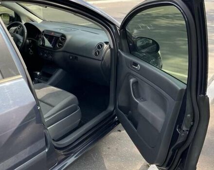 Синий Фольксваген Гольф, объемом двигателя 1.6 л и пробегом 276 тыс. км за 6750 $, фото 6 на Automoto.ua