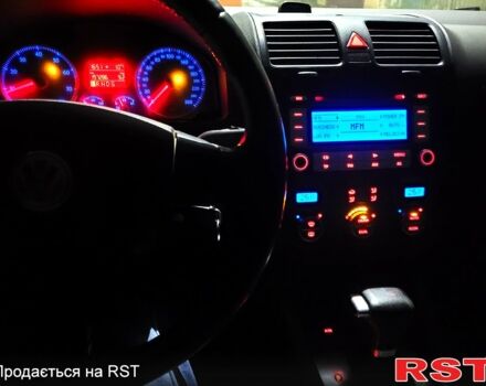 Синій Фольксваген Гольф, об'ємом двигуна 1.6 л та пробігом 197 тис. км за 5800 $, фото 8 на Automoto.ua