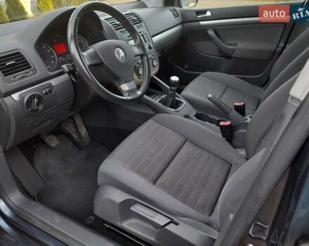 Синій Фольксваген Гольф, об'ємом двигуна 1.6 л та пробігом 231 тис. км за 5599 $, фото 22 на Automoto.ua