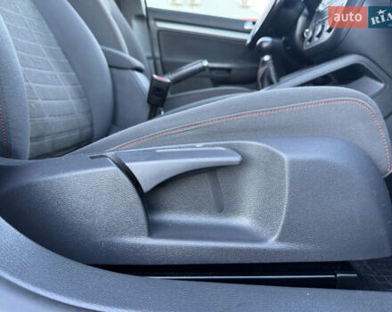 Синій Фольксваген Гольф, об'ємом двигуна 1.4 л та пробігом 185 тис. км за 4799 $, фото 57 на Automoto.ua