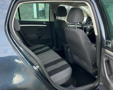 Синий Фольксваген Гольф, объемом двигателя 1.6 л и пробегом 250 тыс. км за 6450 $, фото 6 на Automoto.ua